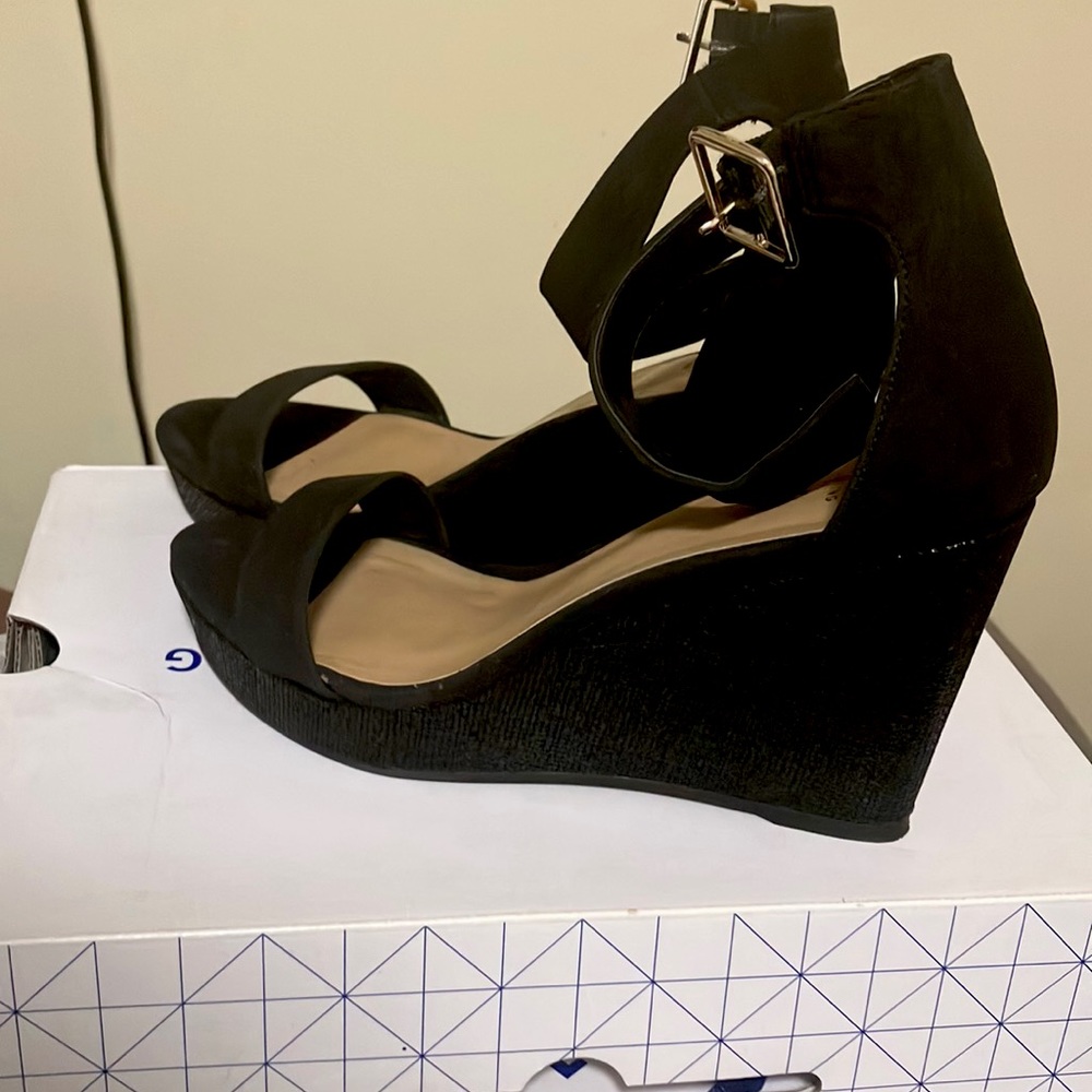 Call it spring black wedges